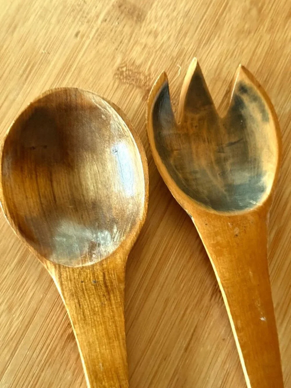 Vintage Mid Century Carved Wood Salad Bowl And Serving Fork And Spoon